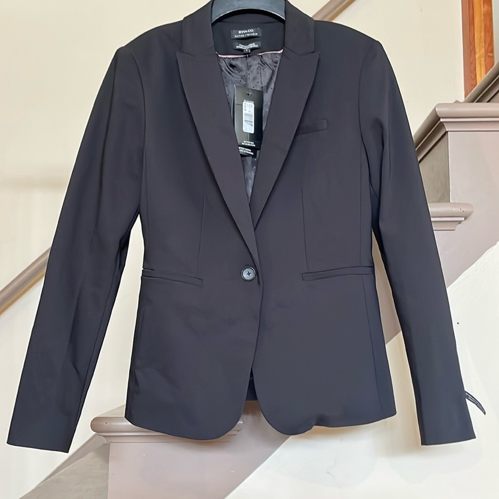 RW&CO Black one button blazer